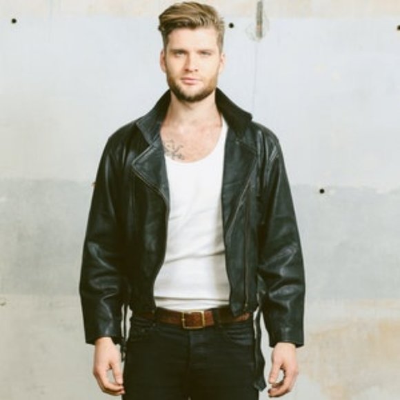 Men's Moto Style 80s Black Leather Jacket - Picture 1 of 4